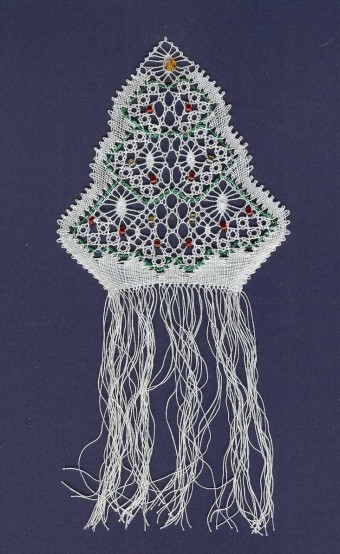 Christmas Tree Torchon Bobbin Lace Pattern