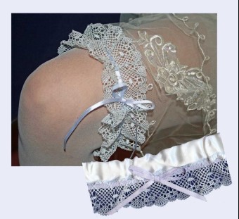 To Have & To Hold Torchon Bobbin Lace Garter 